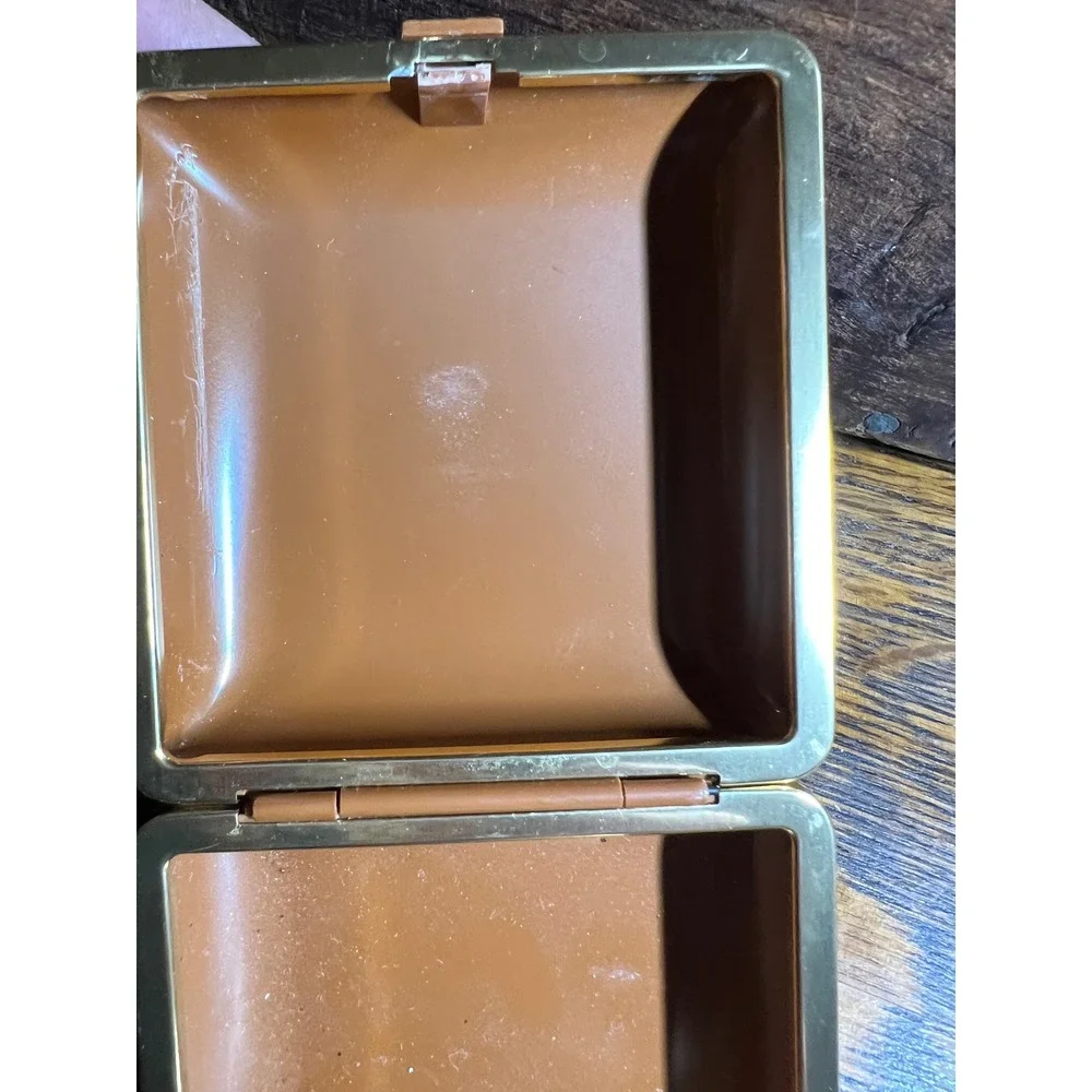 VTG Westclox Travel Alarm Clock Tan Clamshell Case Made in Brazil Wind Up READ